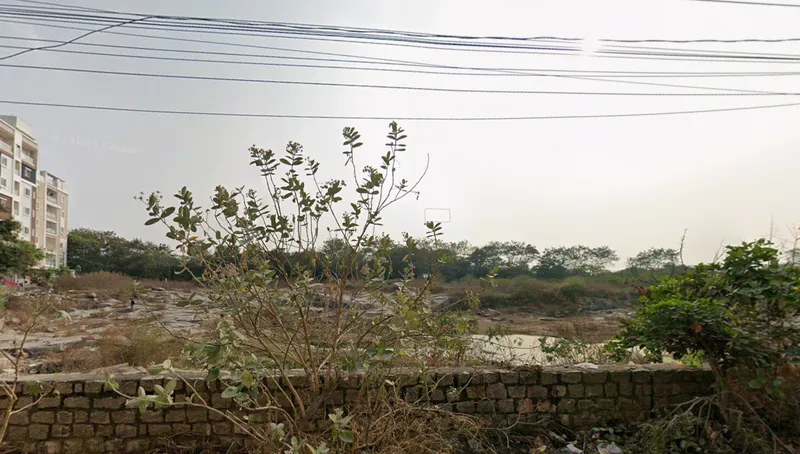 Outright 4 Acres 29 Guntas - Kondapur