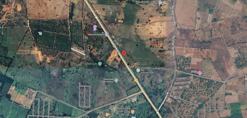 Outright 10 Acres 30.56 Guntas - Kandukur photo 4