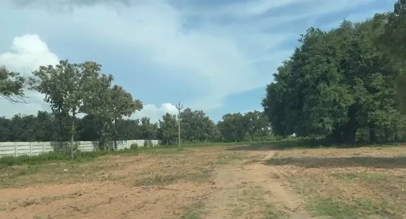 Outright 1 Acre 20 Guntas - Chandanagar photo 4