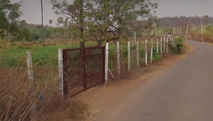 Outright 5 Acres 10 Guntas - Laskerguda photo 2