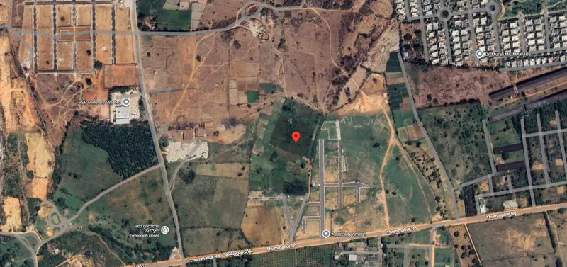 Outright 12 Acres 38 Guntas - Thummaloor photo 2