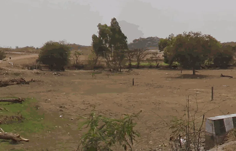 Outright 2 Acres 20 Guntas - Koheda photo 2