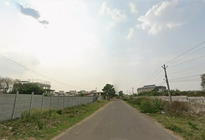 Outright 5 Acres 20 Guntas - Shankarpalle