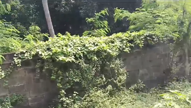 Outright 4 Acres - Kuthambakkam