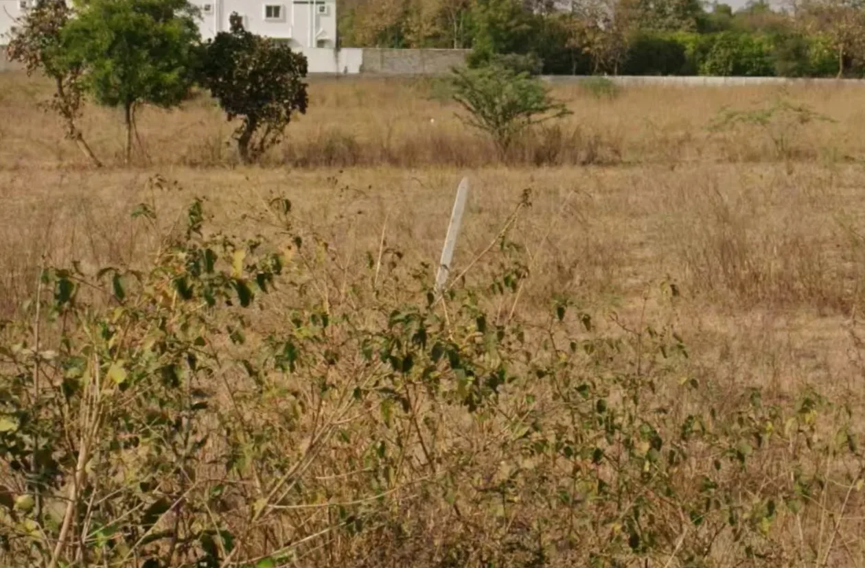 Outright 6 Acres 31 Guntas - Shankarpalle