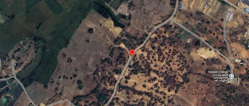 Outright 27 Acres 37 Guntas - Yadgarpally (East) photo 2
