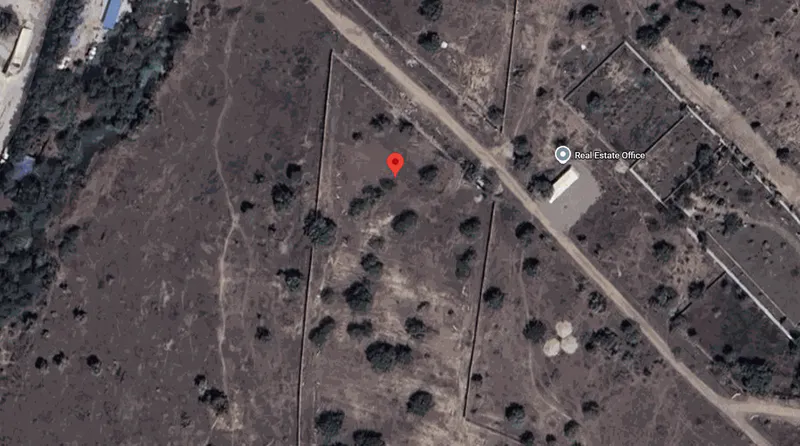Outright 4 Acres 20 Guntas - Patancheru photo 3