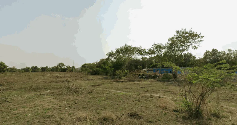 Outright 4 Acres 20 Guntas - Patancheru photo 2