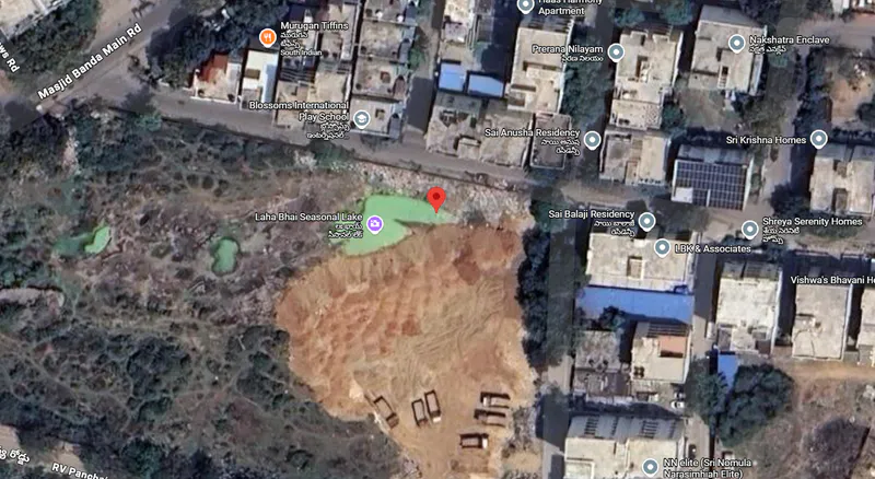 Outright 4 Acres 29 Guntas - Kondapur photo 3