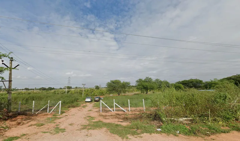 Outright 10 Acres 30.56 Guntas - Kandukur photo 2