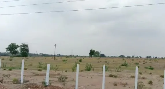 Outright 47 Acres 19 Guntas - Amangal photo 2