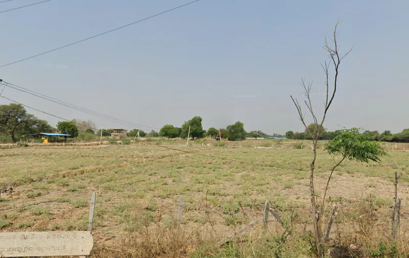 Outright 1 Acre 30 Guntas - Velmula