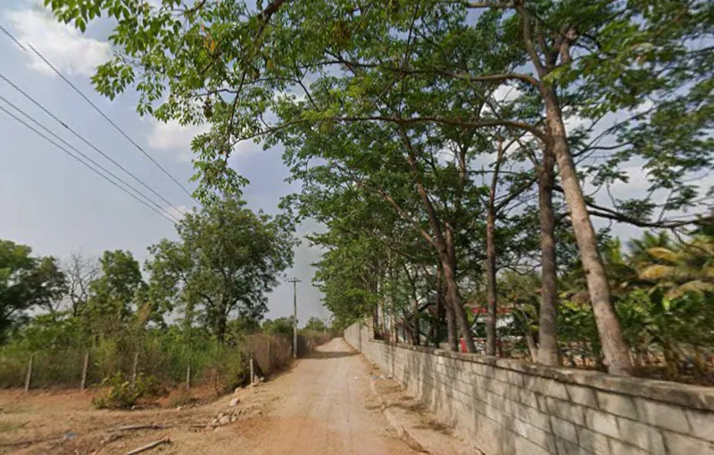 Outright 1 Acre 39 Guntas - Peddamangalaram