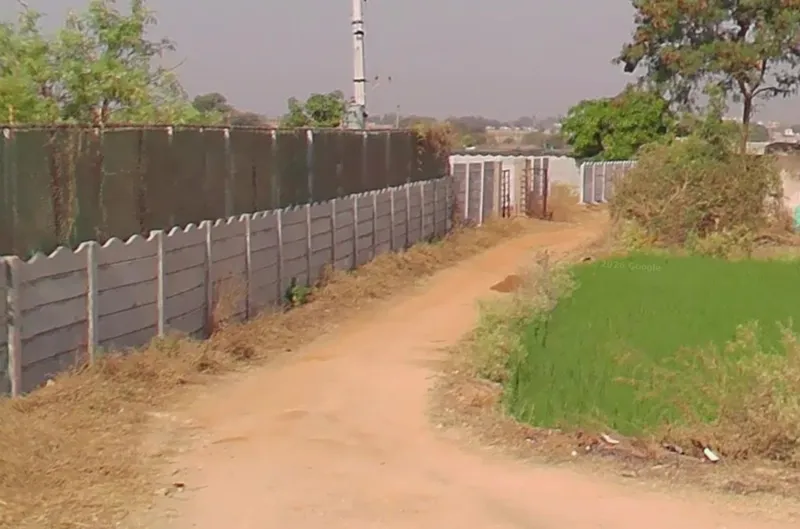 Outright 3 Acres 20 Guntas - Pendyal