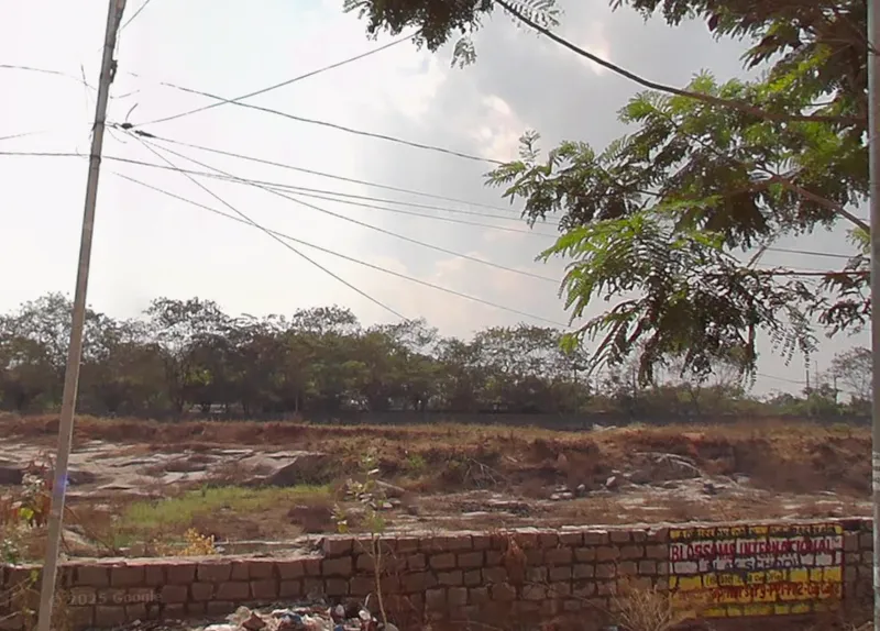 Outright 4 Acres 29 Guntas - Kondapur photo 2